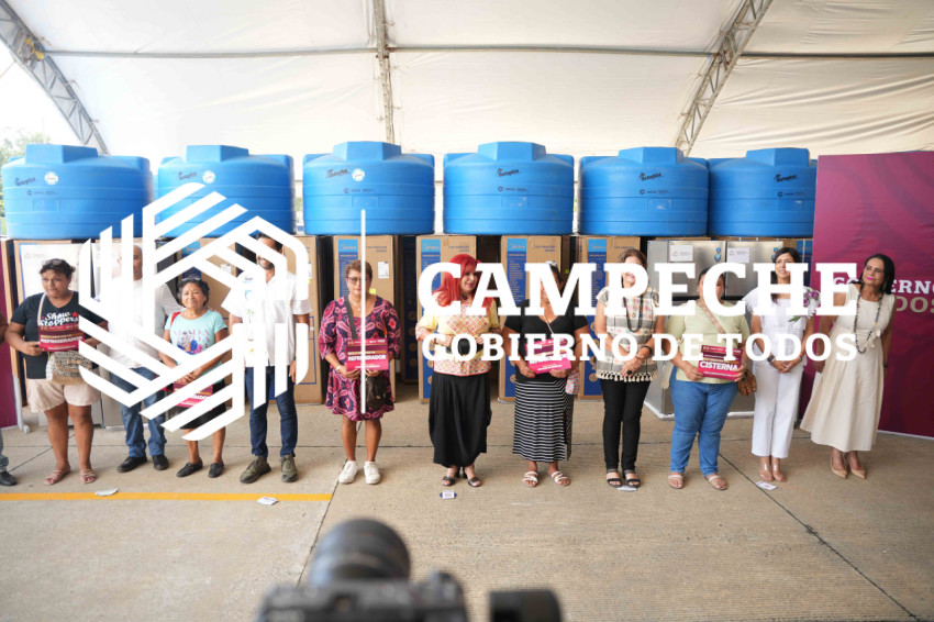 ENTREGA DE CISTERNA EN CARMEN