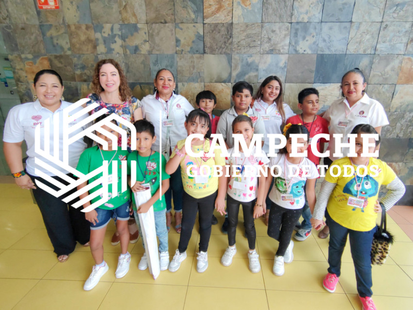 Modelo Formando Lazos (3)